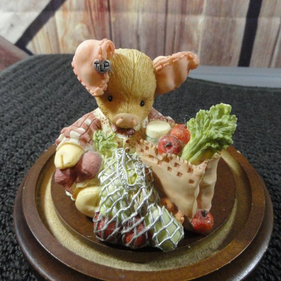 Enesco Other - This little Piggie Went to market~TLP Vintage Figurine~Piggy fan~Detaile…